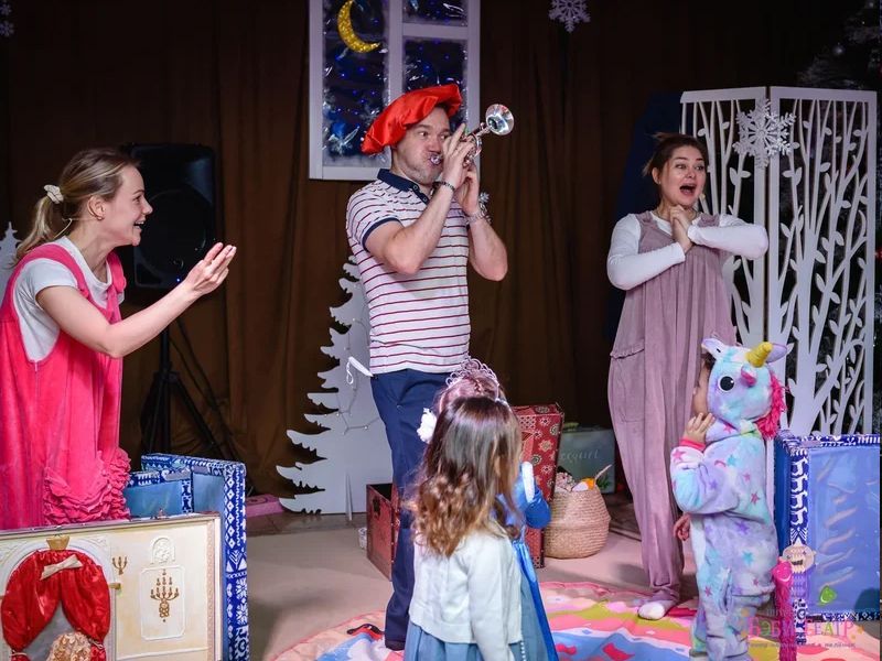 Новогодние елки для малышей в Москве 2022